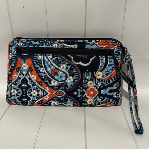 Vera Bradley Wrislet
